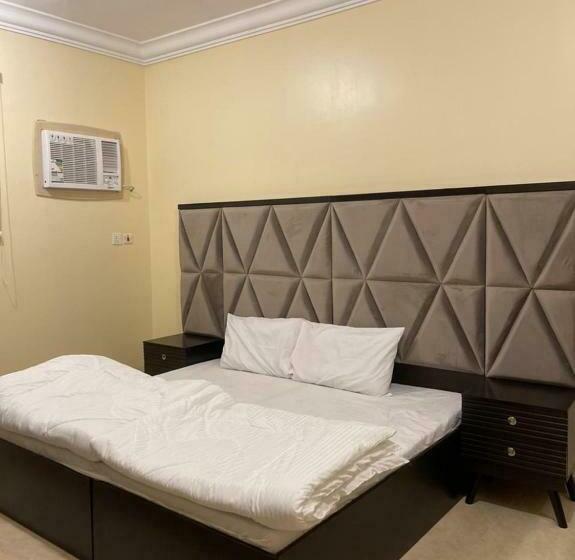 شقة غرفتين, فندق الفيصلية