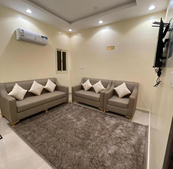 شقة غرفتين, فندق الفيصلية