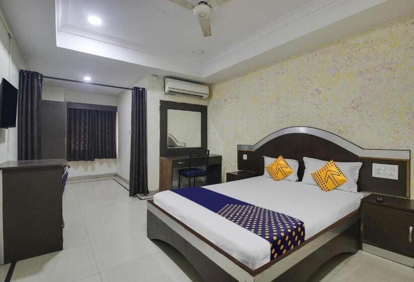 غرفة كلاسيكية ثلاثية, Spot On Sree Tulasi