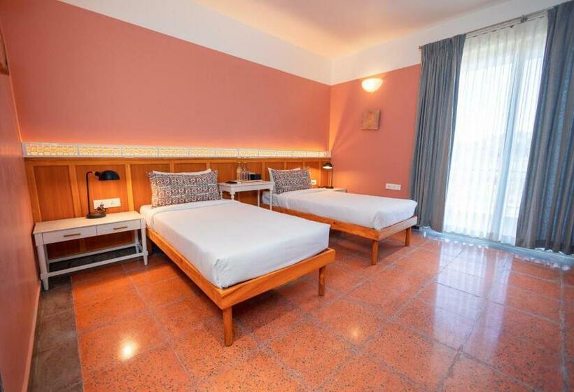 带阳台的豪华间, Kshemavana The Wellness Retreat