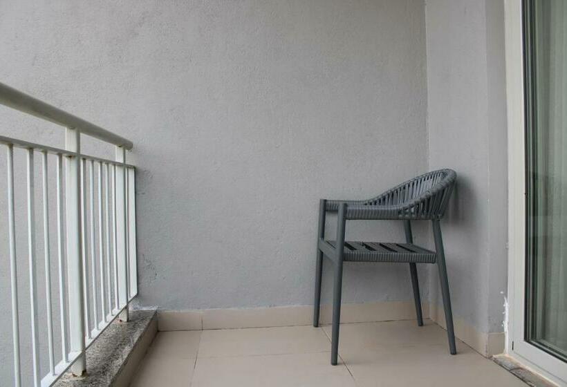 带阳台的豪华间, Kshemavana The Wellness Retreat