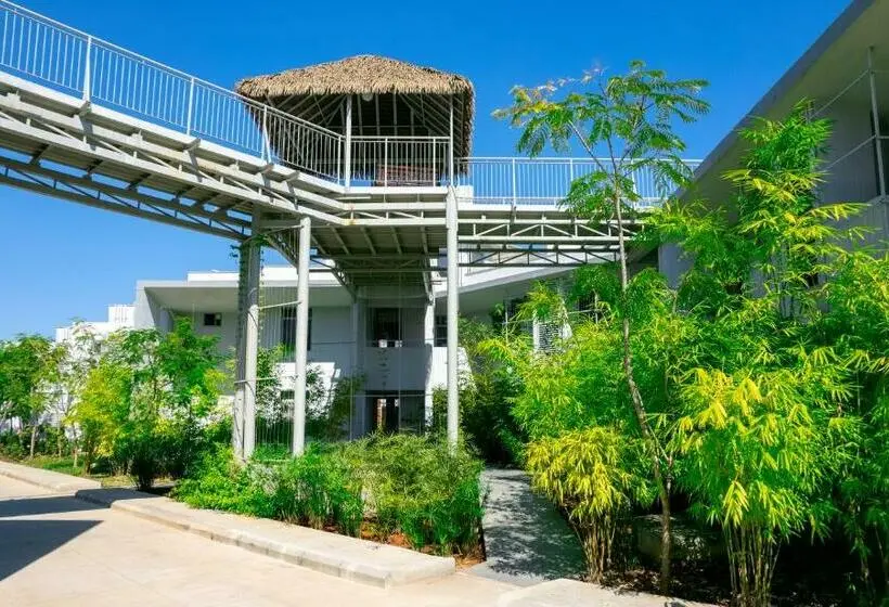 デラックスルーム, Kshemavana The Wellness Retreat