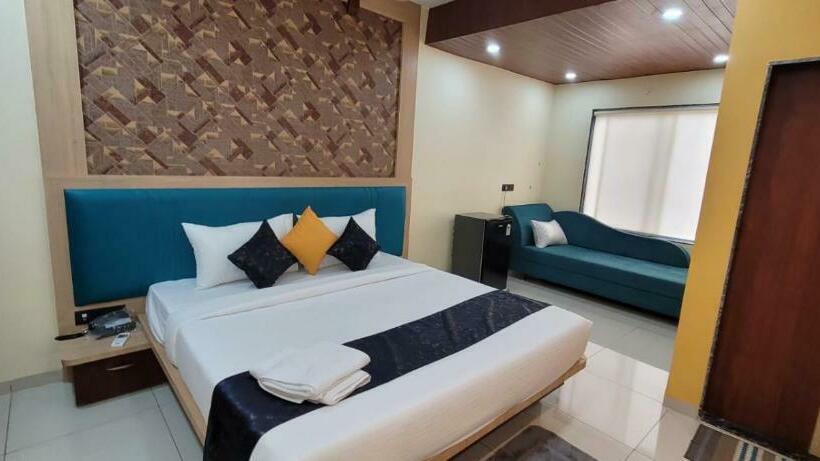 Семейный Номер, Sarika International