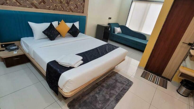 Семейный Номер, Sarika International