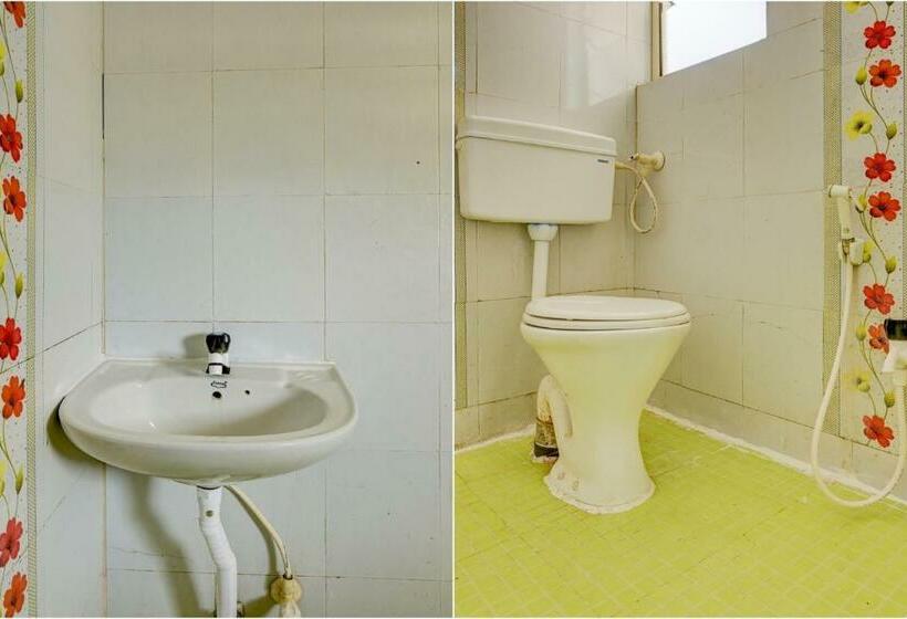 三人经典房间, Spot On Harsha Varsha Deluxe Lodge