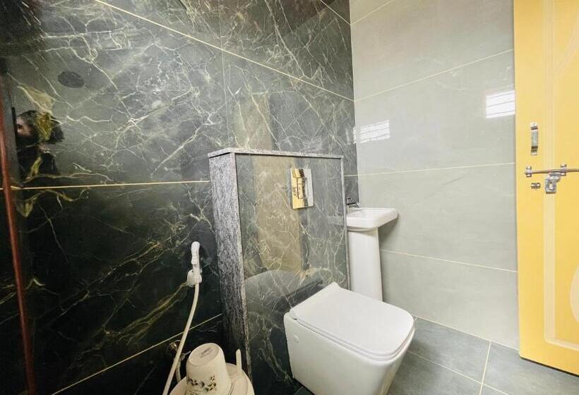 غرفة ديلوكس ثلاثية, Staymaker Yashaswini Residency