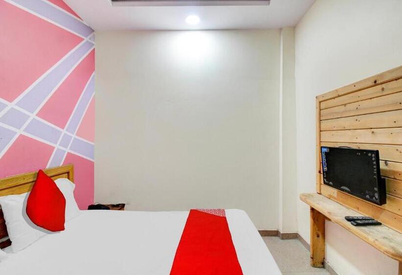 חדר קלאסי לשלושה, Oyo Flagship Hotel Holiday Prime