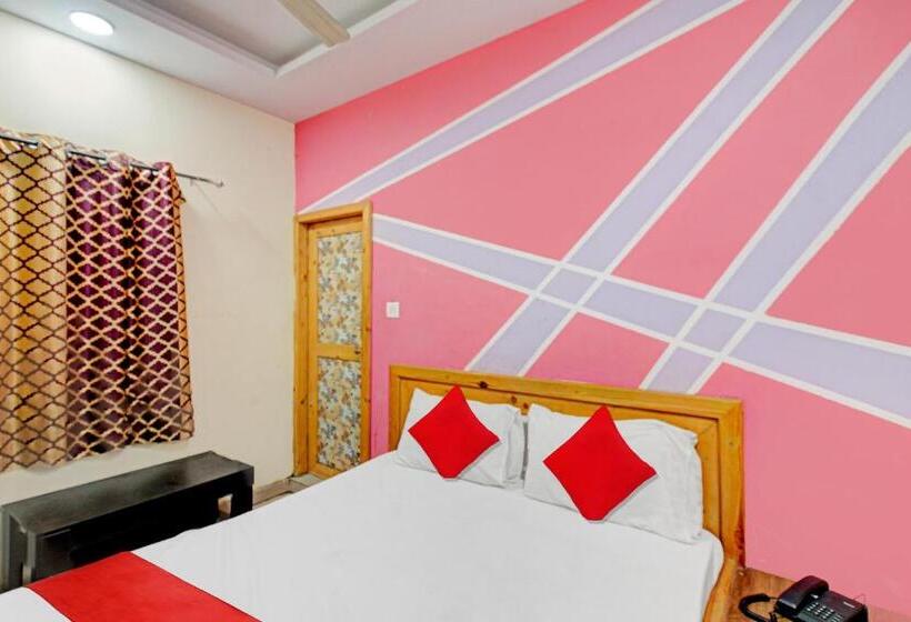 Трехместный Номер Классика, Oyo Flagship Hotel Holiday Prime