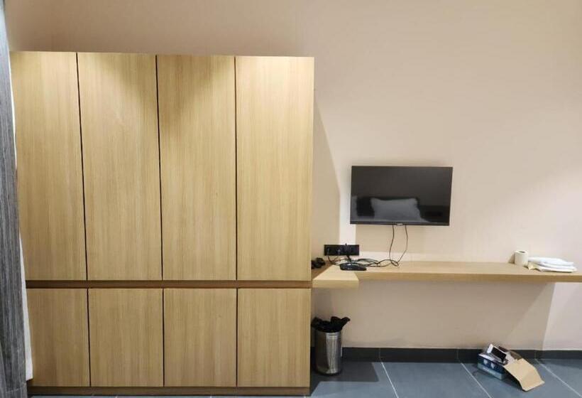 Номер Deluxe, Roccia Hill Resort