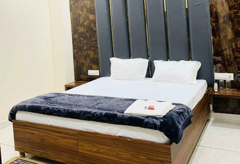 Номер Deluxe, The R Motel Phagwara City    Full Privacy & Security    Family,corporate,couples Favorite