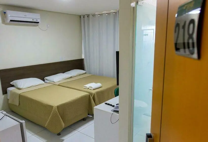 اتاق استاندارد سه تخته با بالکن, Rill Hotel By Uchôa
