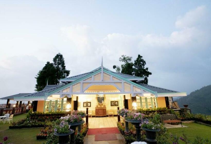 スイート, Mayfair Manor Jungpana