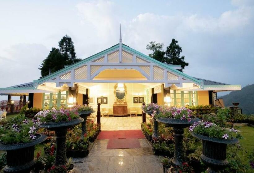 スイート, Mayfair Manor Jungpana