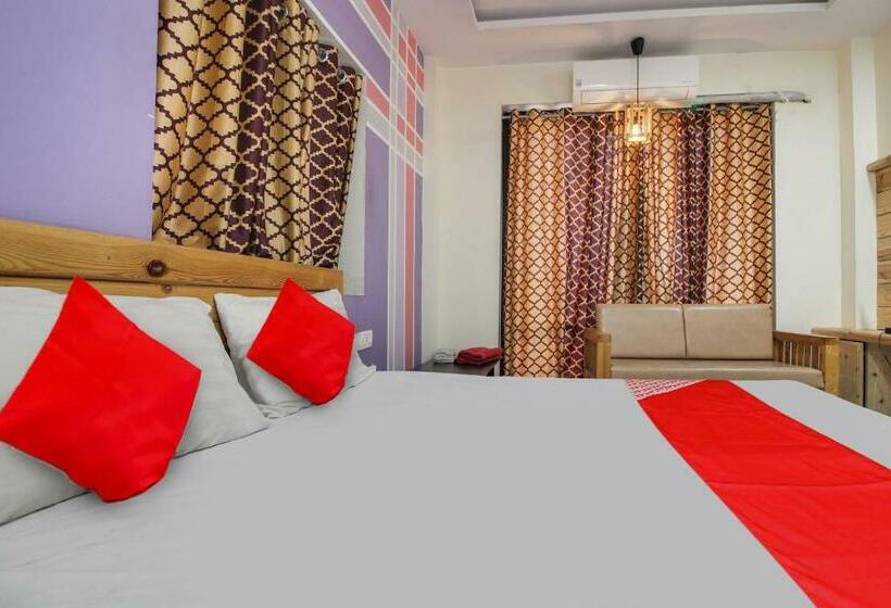 חדר קלאסי לשלושה, Oyo Flagship Hotel Unique Inn