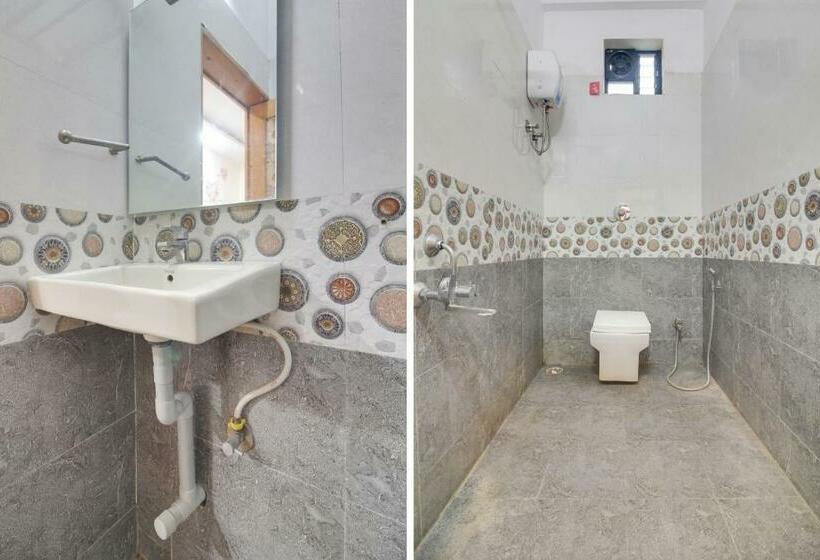 חדר דלוקס לשלושה, Oyo Flagship Hotel Unique Inn