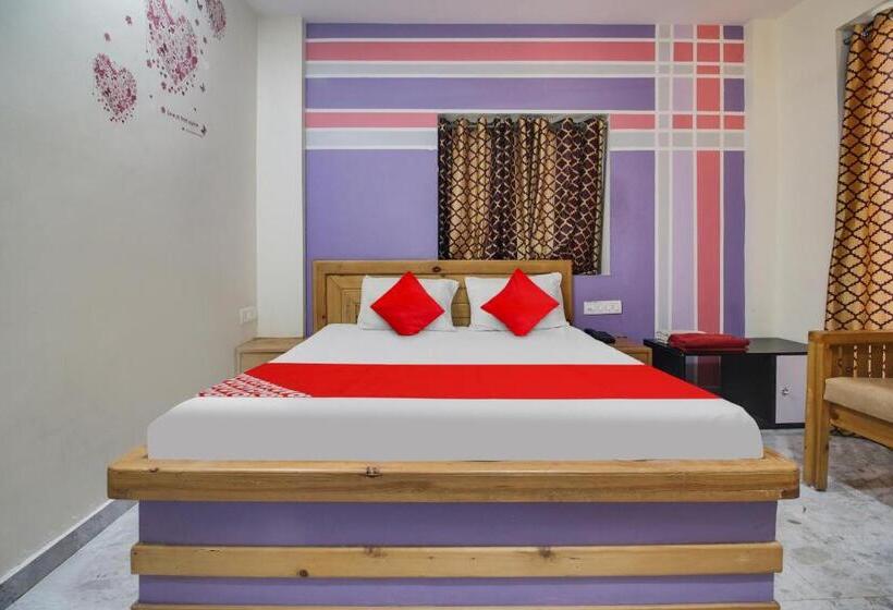 חדר קלאסי לשלושה, Oyo Flagship Hotel Unique Inn