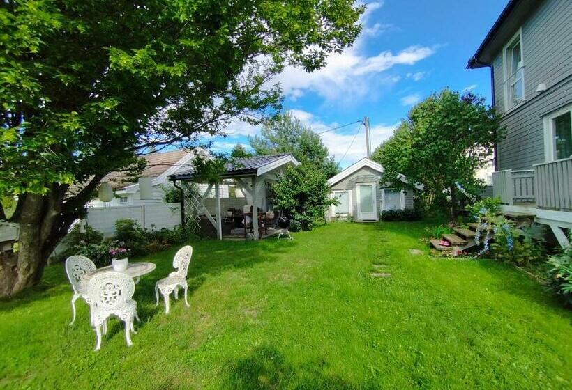 Номер Стандарт Вид на Сад, Guest House In The Garden