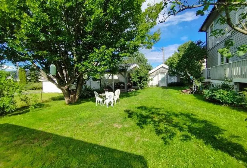 ガーデンビュースタンダードルーム, Guest House In The Garden