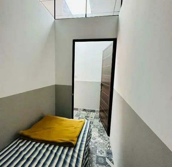 Vuode Makuusalissa, Tcs Rooms Ezhilode Payyanur