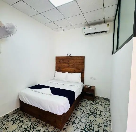 Standard-huone, Tcs Rooms Ezhilode Payyanur