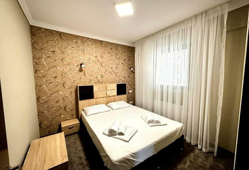 Номер Стандарт, Pensiunea Cristal