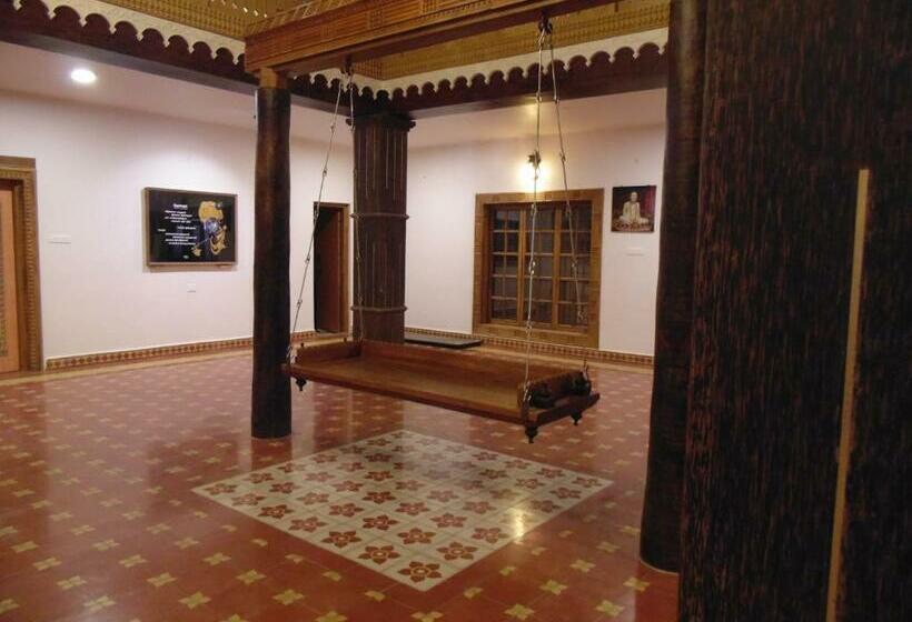 豪华房间, Thiruchitrambalam Palace Resort