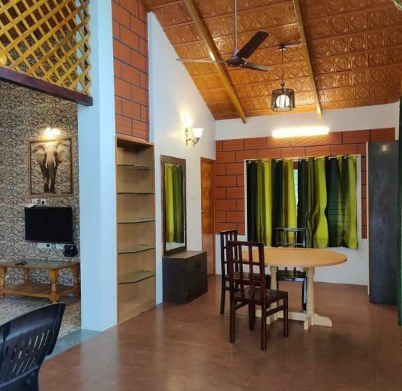 高级大房间, Thiruchitrambalam Palace Resort