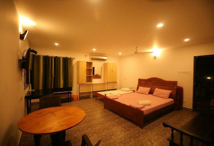 舒适三人间, Thiruchitrambalam Palace Resort