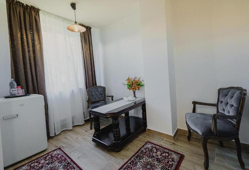 غرفة ديلوكس, Casa Baronului