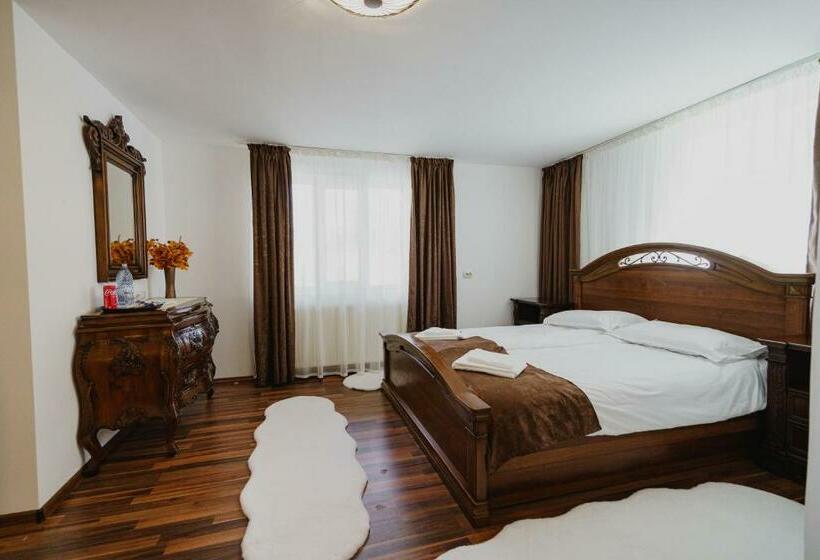 شقة غرفتين, Casa Baronului