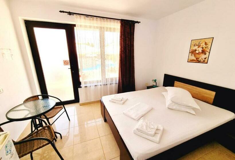 غرفة قياسية, Complex Casa Ani