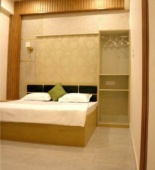 Стандартный Номер Кровать Кинг, Golden Lotus Varanasi