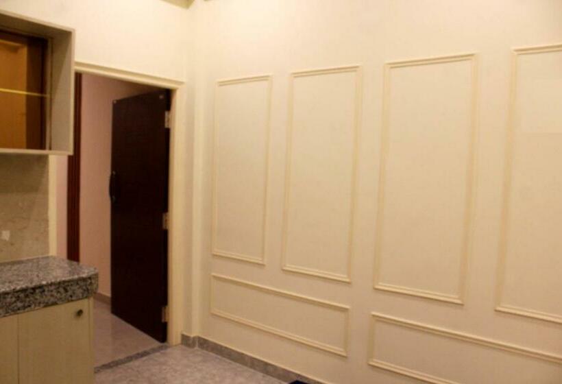 غرفة قياسية سرير كينج, Golden Lotus Varanasi