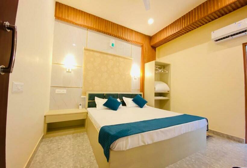 غرفة قياسية سرير كينج, Golden Lotus Varanasi