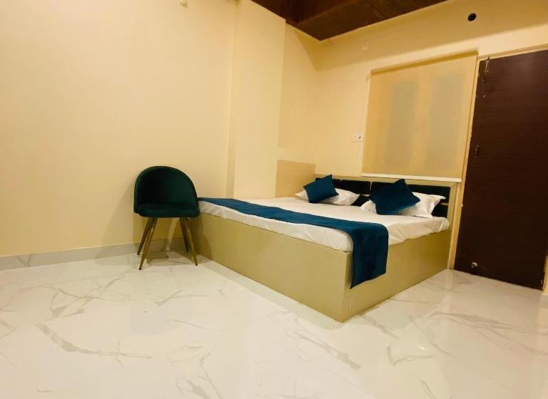 Family Suite, Golden Lotus Varanasi