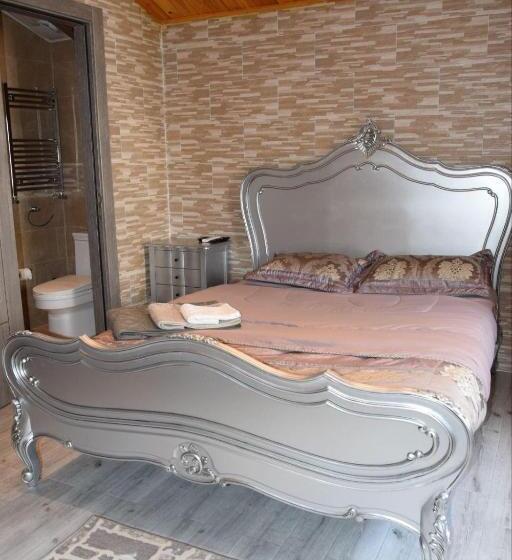 اتاق استاندارد سه نفره, Ghazalle Oasis Hotel Gb