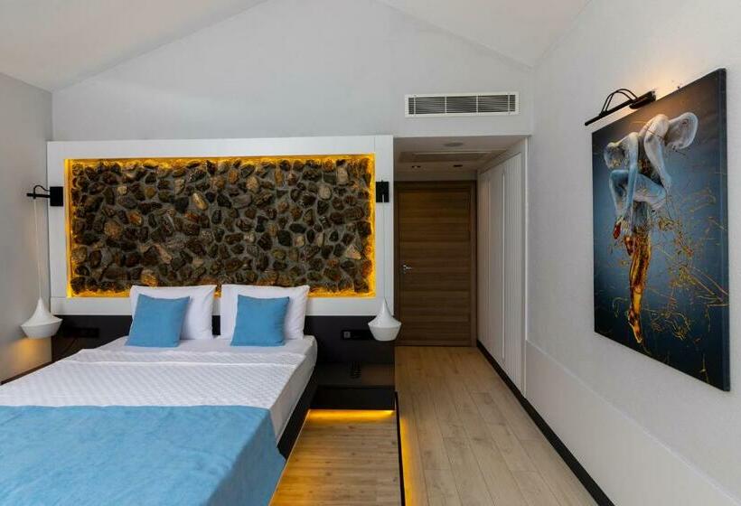 Triple Room Sea View, Ramitos Boutique