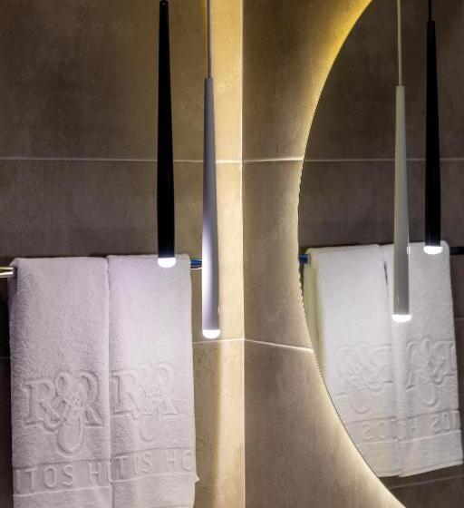 豪华三人间, Ramitos Boutique