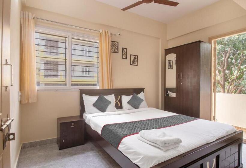 חדר סטנדרט עם מיטת קינג, 2 Bhk Service Apartments   Manyata Tech Park
