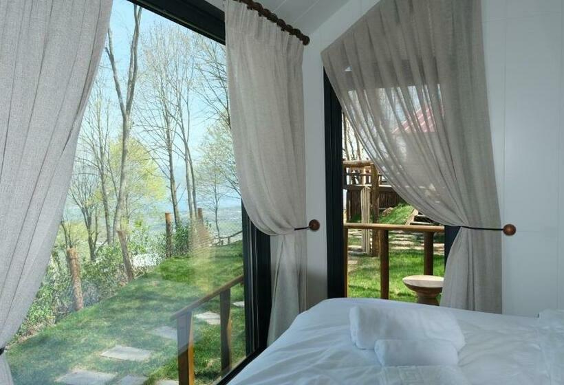 اتاق استاندارد با چشمانداز دریاچه, Manzara Sui̇tes Orman Köy