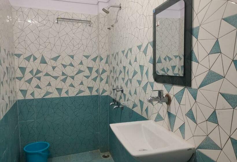 Номер Стандарт, Vaishnavi Near Baba Dham Temple