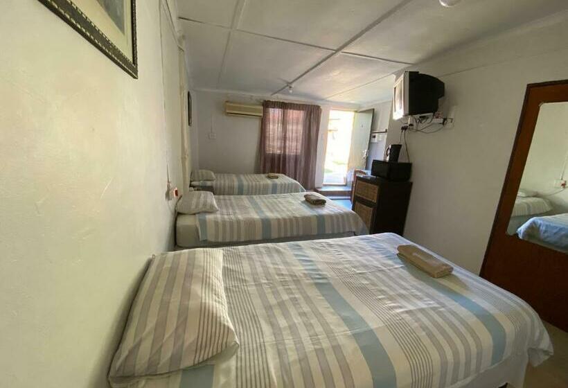 اتاق ساده سه‌ نفره, El Kole Bed And Breakfast