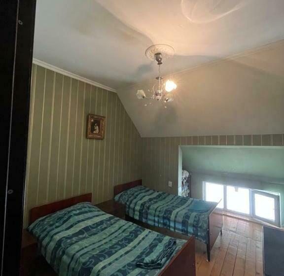 اتاق استاندارد, Guesthouse Kvara Mukhuri