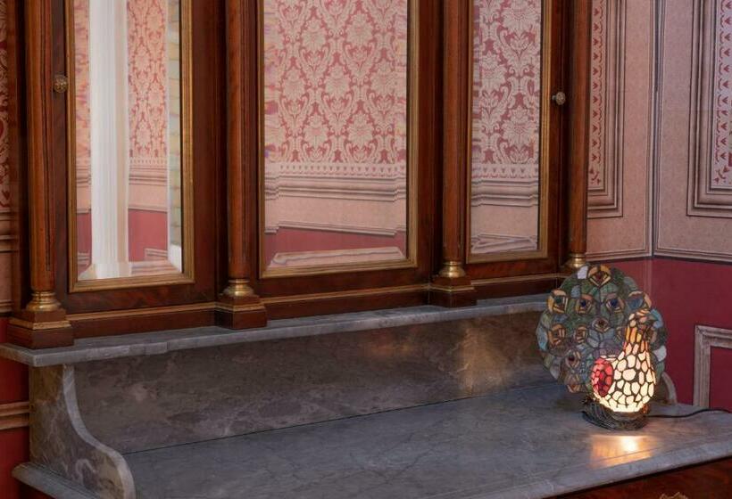 ベーシックルーム, Il Cavaliere Al Borgo Antico