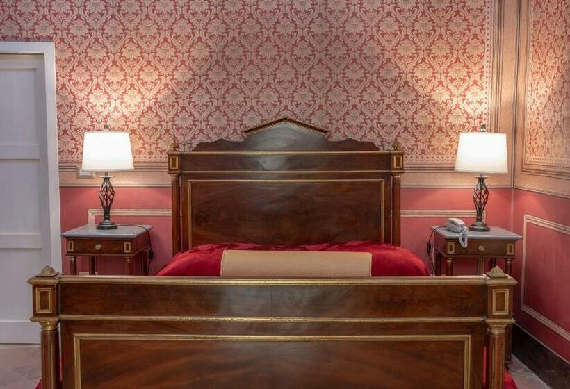 ベーシックルーム, Il Cavaliere Al Borgo Antico