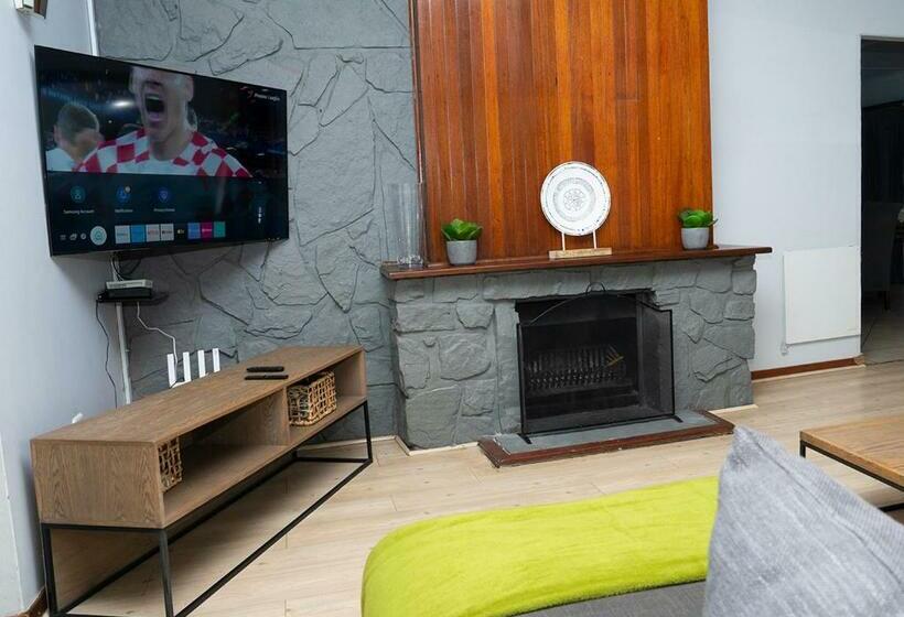 Habitación Economy, Grey Shade Place