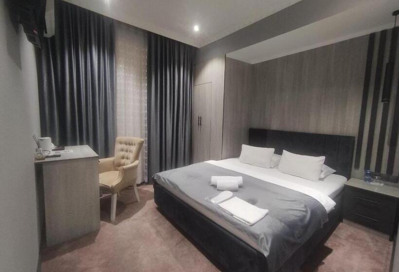 اتاق لوکس, Sharq