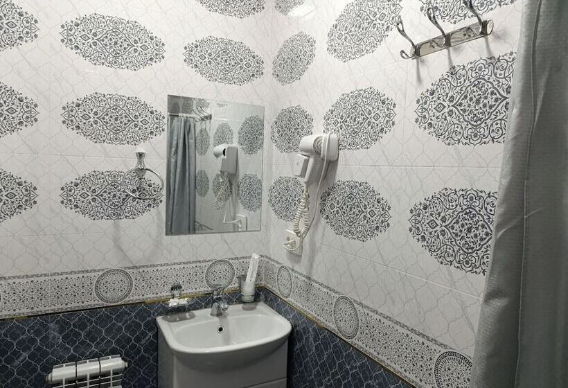 اتاق استاندارد, Sharq