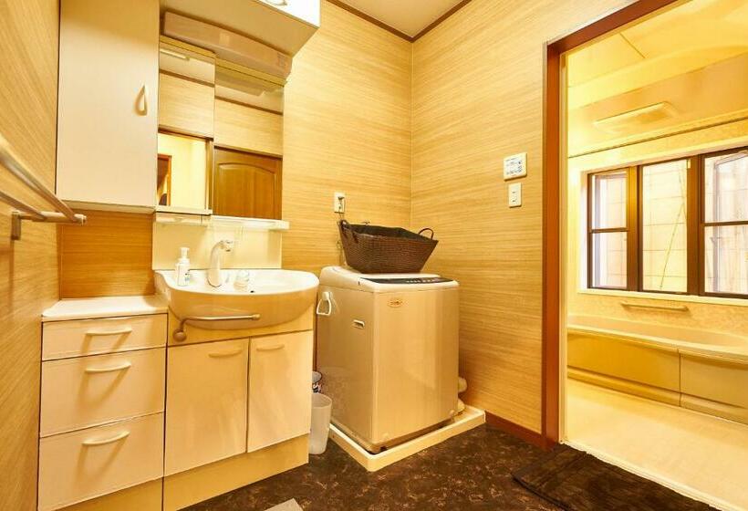 デラックスの4人部屋, Guesthouse Nijo Fukurotei