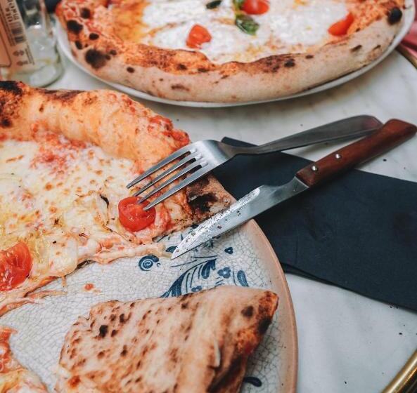 Quarto deluxe, Ahuja Residency Noida